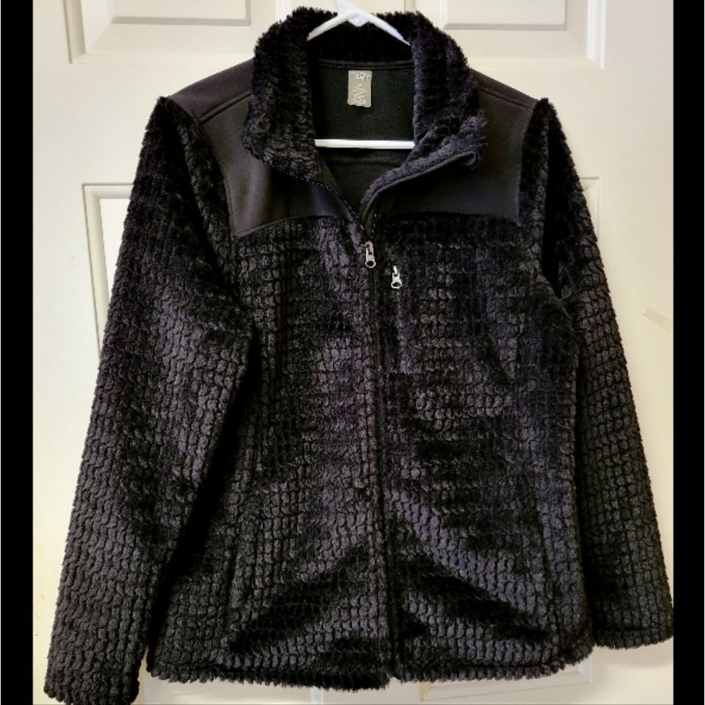Made For Life Full Zip Black Soft Sherpa Sz M medium Jacket NWOT new